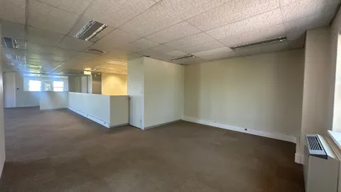 WhatsApp Image 2025-11-27 at 09.30.12 (27).